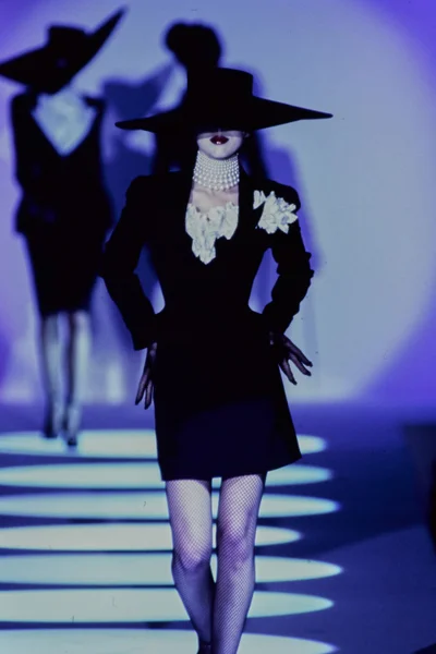 Look 31